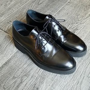 COS round toe chunky sole leather oxford
